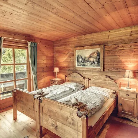 Holiday home Bergidyll Am Glockner